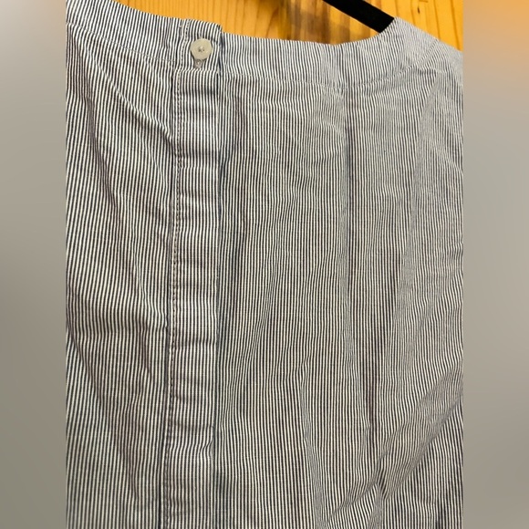 Banana Republic blouse - Picture 2 of 6